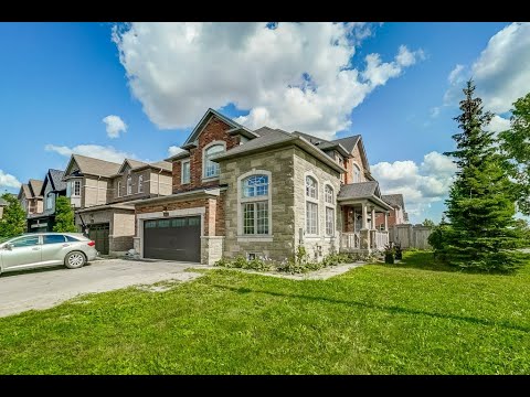 Detached House For Sale In Vaughan