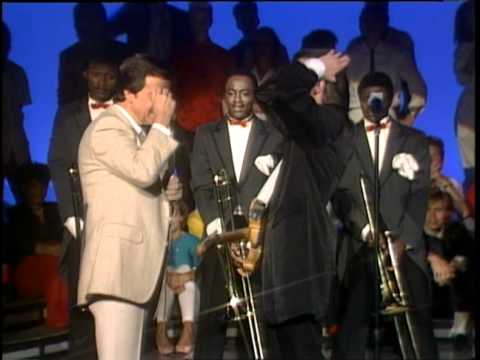 Dick Clark Interviews Feargal Sharkey - American Bandstand 1986