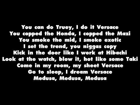 download lagu mp3 mp4 Versace Lyrics Drake, download lagu Versace Lyrics Drake gratis, unduh video klip Versace Lyrics Drake