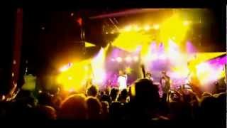 N.E.R.D - PARTY PEOPLE LIVE (NOTHING)