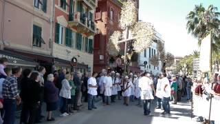 preview picture of video '58° Raduno regionale delle confraternite liguri - Sestri Levante 04/05/2014'