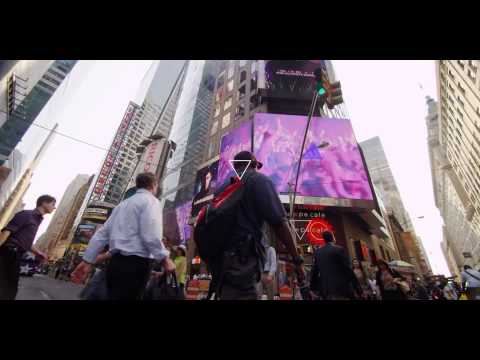 I AM Hardwell Times Square takeover