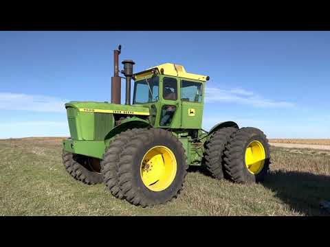 1973 John Deere 7520 4WD Tractor