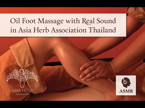 Massagem nos pés com óleo na Ásia Herb Association Tailândia com som real (ASMR)
