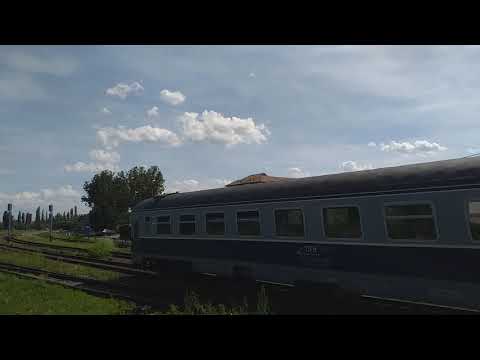 060-DA 60-1115-4 cu un vagon !