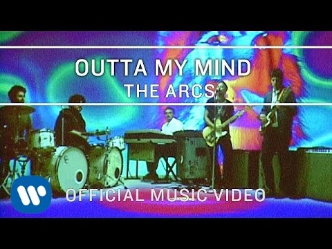 Video de Outta My Mind