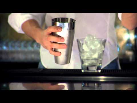 The Shake | Bar Mixing Techniques by Absolut