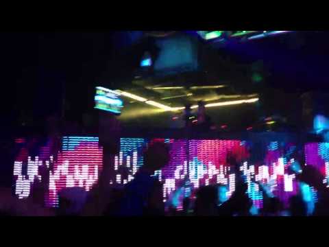 Thomas Gold - Leave The World Behind vs. Out Of My Mind