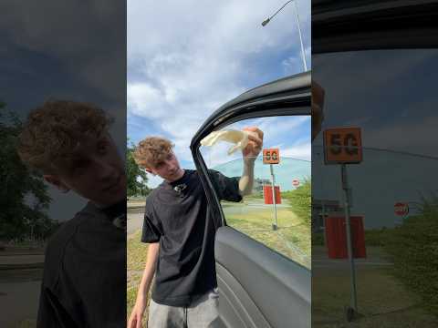 Mano in Gel Balistico VS Macchina