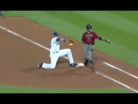 MLB Amazing First Base Scoops