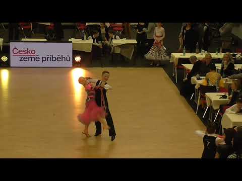 030 Mikuláš Svěntý - Julia Procházková /MČR STT 2018/ Třinec/ Junior I./ Semifinále/ Slowfox