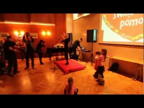 Thorunn Antonia   Too late live at WOŚP in Polish Consulate, 13 01 2013
