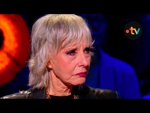 Denise Fabre EN LARMES devant l'émouvant Vincent Niclo