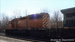 preview picture of video 'NS 1054 meeting CP 5739 after a Chase - Corunna, IN'