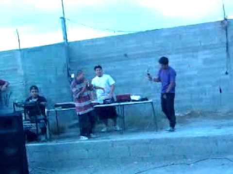 mc kreyza vs mc sello ( algo asi)