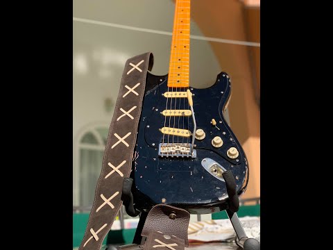 MY build David Gilmour Black Strat relic......