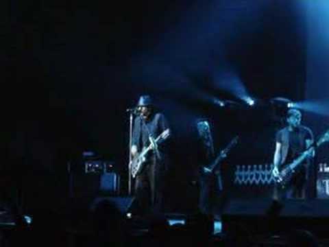 Three Days Grace - Its All Over Live in Pittsburgh PA 2007