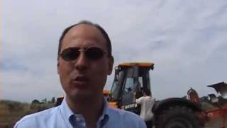 preview picture of video 'JCB in campo a Ostra Vetere - by Agronotizie.it e Macgest.com'