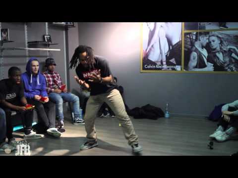 BALOO (The Cage) vs Wai-Ji | final HipHop Freestyle | JFB ZON'A'RISK 2015 | Ocloo Productions