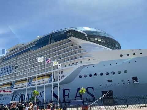 Thumbnail for Royal Caribbean Icon of the Seas #cruise #ship #travel #2025 #vacation 