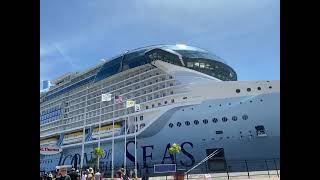 Royal Caribbean Icon of the Seas #cruise #ship #travel #2025 #vacation 