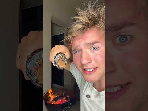 Making the Perfect Marshmallow Shmore 😋@zackdfilms