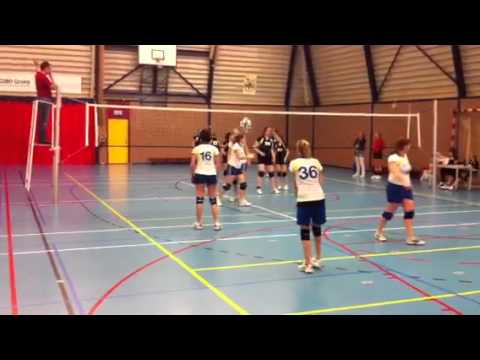 Volleybal Go'97 DS2 - De Valk DS2: 3-1 - 02042011 - deel3