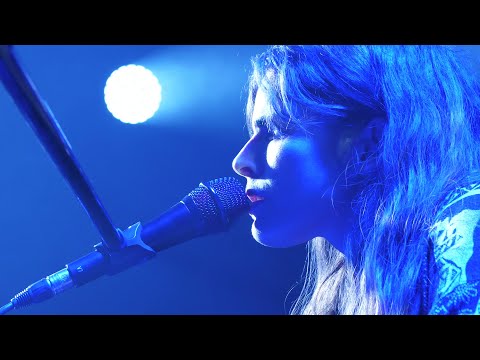 ZÓRA – Back To Black (Amy Winehouse cover Live in Budapest)