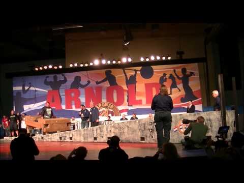 arnold strongman classic 2015 timber carry