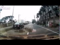 Terrible accident due to the car mirror @ live leak ...