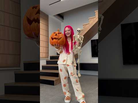 Let’s decorate my home for Halloween 🎃 #halloween #spooky #homemade #homedecor #diy #unboxing