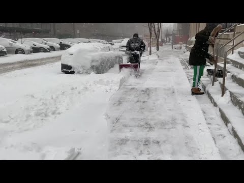 美國東北部遭遇冬季大風暴襲擊 (Major winter storm hits U.S. northeast)