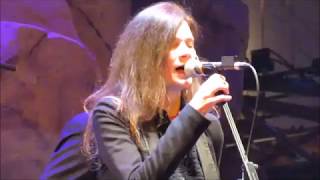 10,000 Maniacs - More Than This (Roxy Music cover) - 1/5/19 - Mohegan Sun - Wolf Den - CT