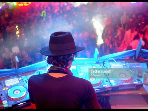 DANNY HOWELLS (live) @ Bedrock Resurrection, HEAVEN, London 04-05-2015