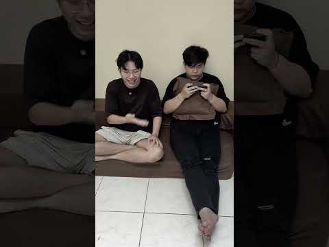 Ayah dan adek bikin mochi
