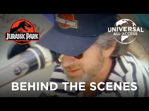 Thumbnail of the video: Rare Footage Of Steven Spielberg Directing Iconic Scenes - Bonus Feature