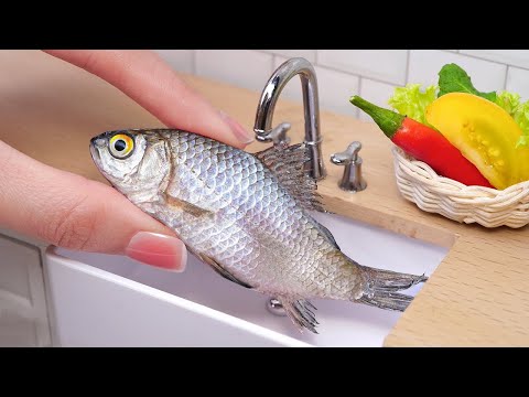 MINIATURE OF FRIED FISH WITH SAUCE - MINI KITCHEN