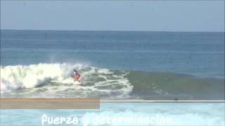 preview picture of video 'Angela Aguilar Surfeadora de Playa Jaco'