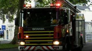 preview picture of video 'Auckland City Fire Station Turnout, Greys Ave, 17 Nov 09'