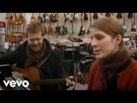 Glen Hansard, Marketa Irglova - Falling Slowly (Official Video)