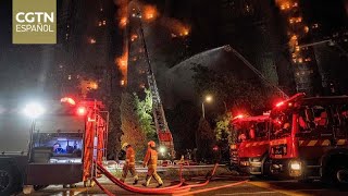 Jefe ejecutivo de la RAEHK: incendio en zona residencial de Hong Kong se controla gradualmente