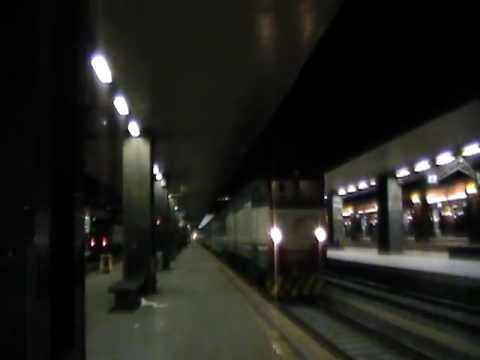 E656.294 in partenza con l' ICN 1955 Roma Termini - Siracusa/Palermo Centrale