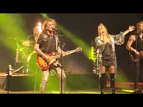 Costello Hautamäki & Eini: Eini, alkaa polttaa | Tampere-talo 2024