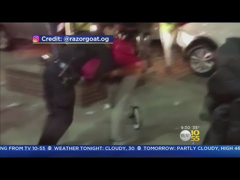 ニューロシェルでのさらなるトラブル (More Trouble In New Rochelle)