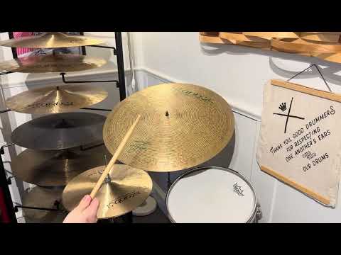 Istanbul Agop 22" Signature Flat Ride Cymbal 2117g image 6