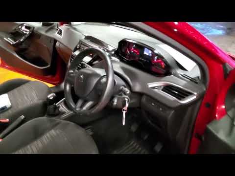 Peugeot 208 2013 - Image 2