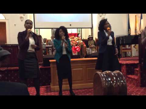 The Only God Livre cover by The Tappin Sisters