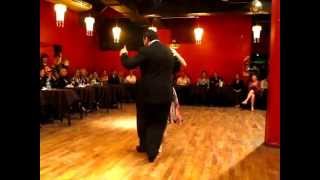 Leo Ortiz & Carla Rossi @ Milonga Solidaria ~ El Beso
