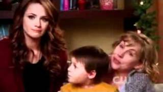 One Tree Hill Christmas Scene-Lydia,Jamie,Haley,Quinn and Nathan