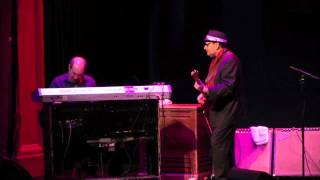 "Moanin" -   RONNIE EARL & the BROADCASTERS 10-17-14